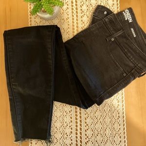 Denizen Black Skinny Jeans